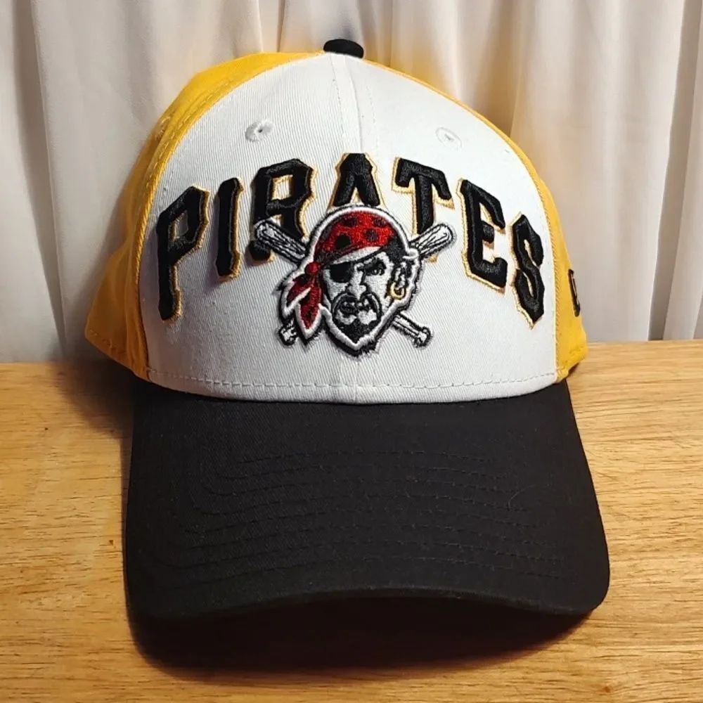 New Era 9Forty Pittsburgh Pirates Velcroback Hat - New